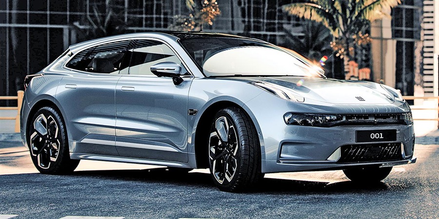 Zeekr 001 luxury electric shooting brake